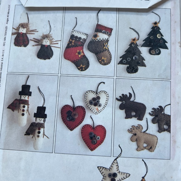 Sew 5 Christmas Patterns McCalls Vintage Santa Tree Stocking Wreaths 1990s - Picture 8 of 10